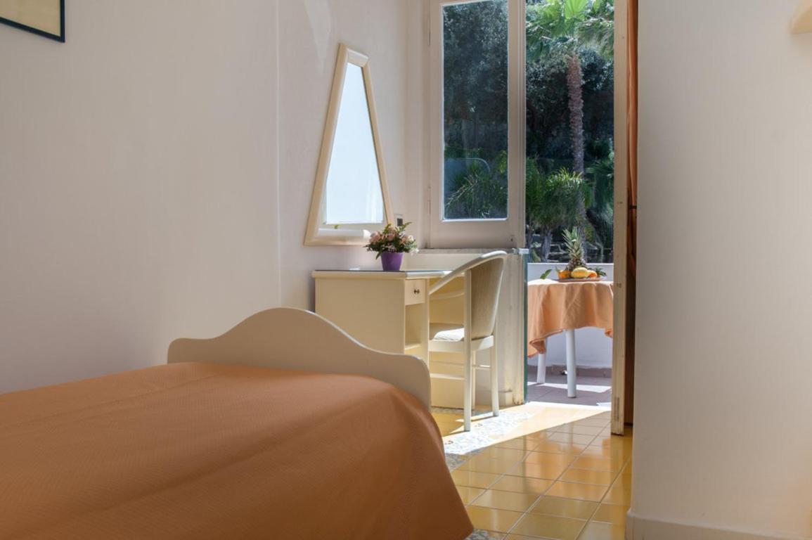 Hotel Villa Bianca Forio di Ischia Eksteriør billede