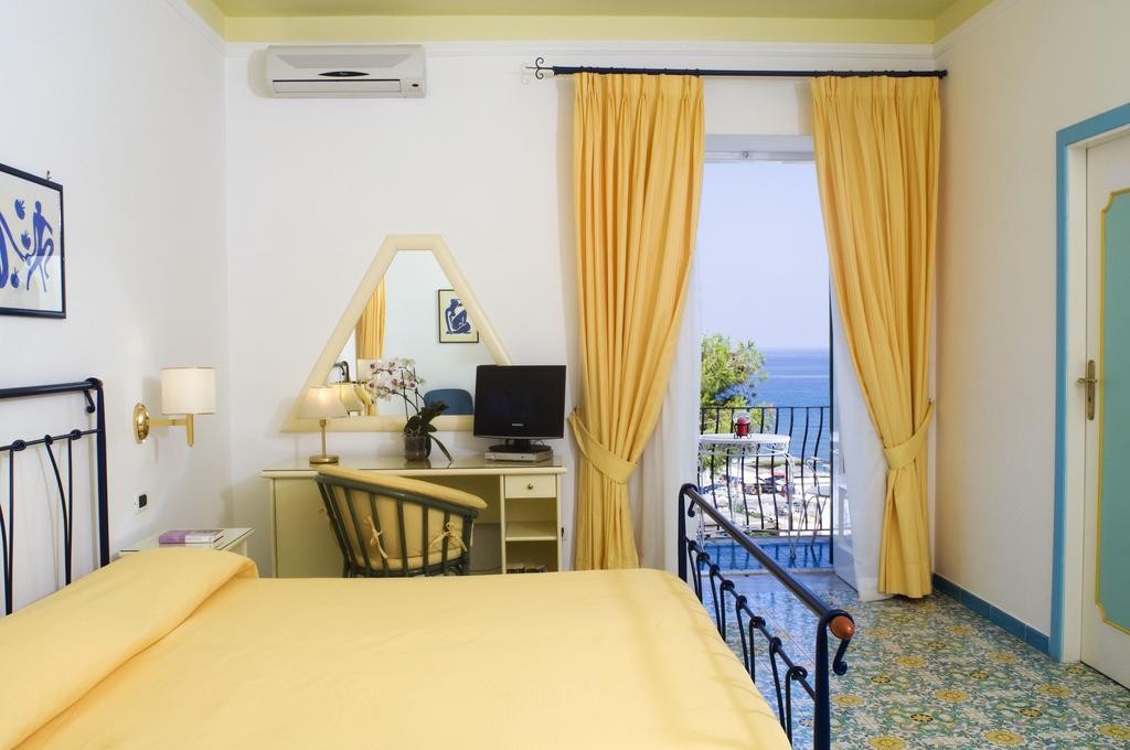 Hotel Villa Bianca Forio di Ischia Værelse billede