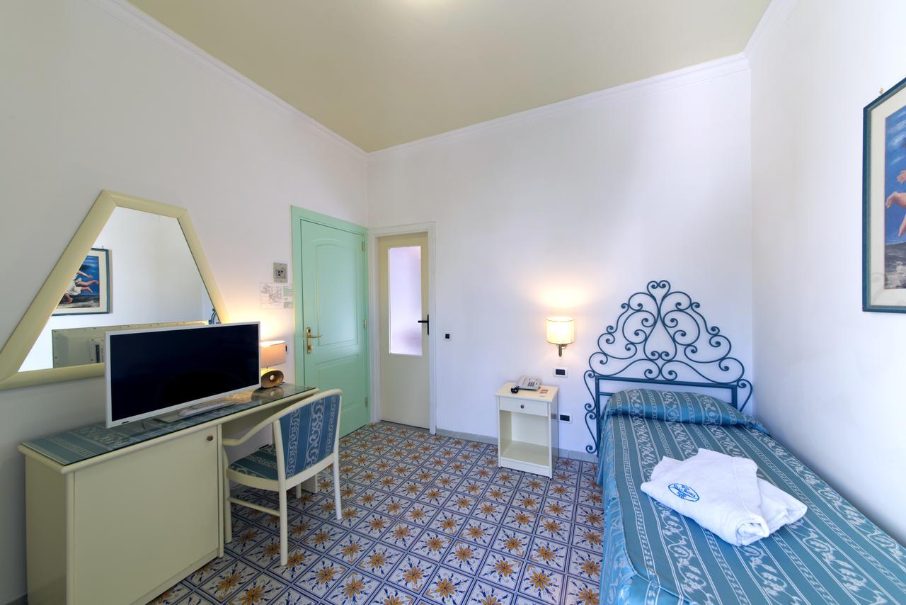 Hotel Villa Bianca Forio di Ischia Eksteriør billede