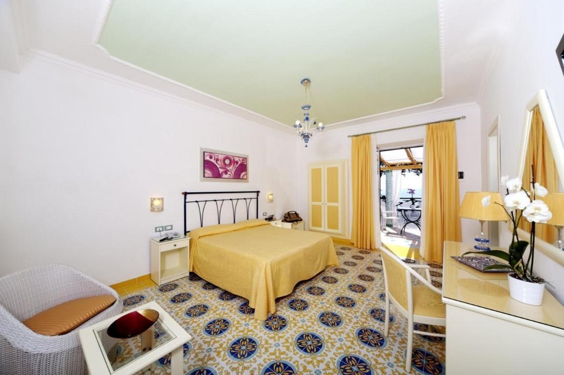 Hotel Villa Bianca Forio di Ischia Eksteriør billede